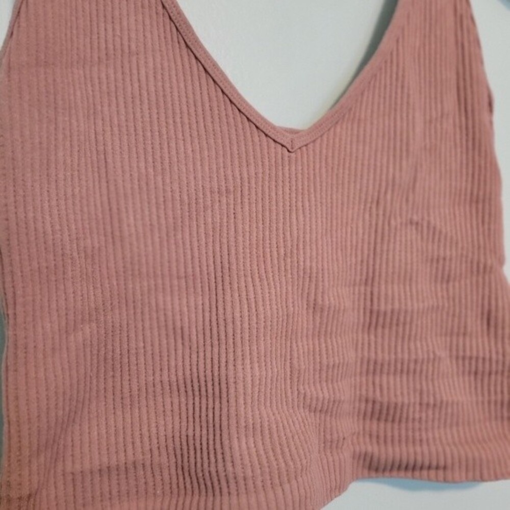 Intimately Free People Pink Ribbed Cropped Tank Size M/L - Picture 3 of 4